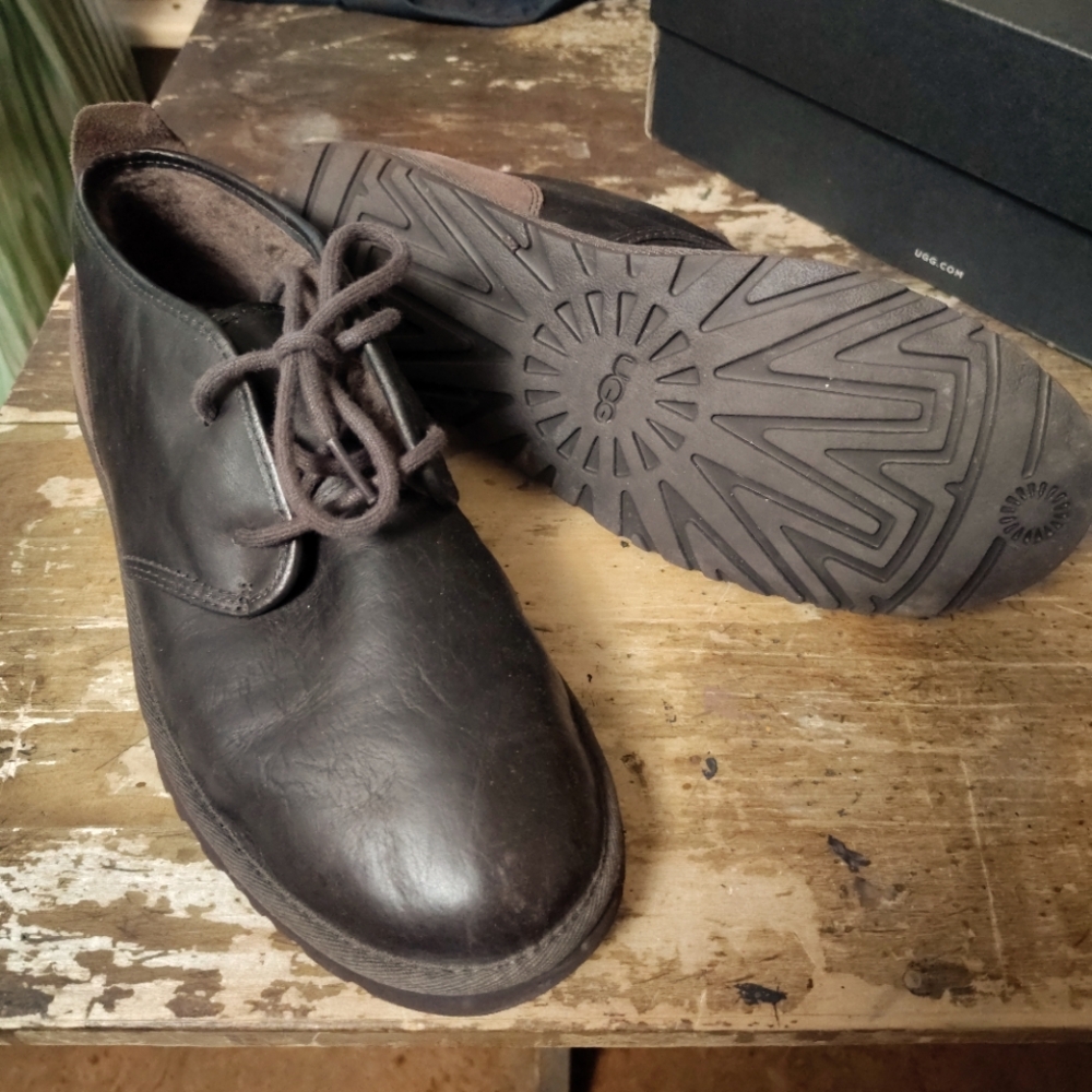 Men's Size 10 UGG Maksim Brown Leather Desert Boot